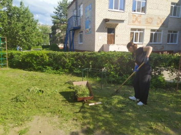 уборка участка 4 min